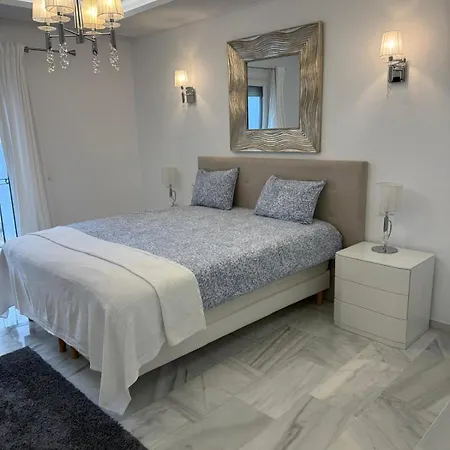 Somptueux Duplex Marbelle 公寓 *
